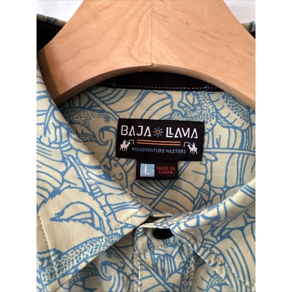 Baja Llama Men's Shirt LG Button Up S/S GREEN SNAKE/WEASEL AOP NWOT